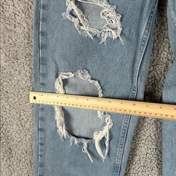 BDG High Rise Baggy Distressed Light Wash Jeans Women’s,Size 26 - Picture 7 of 16